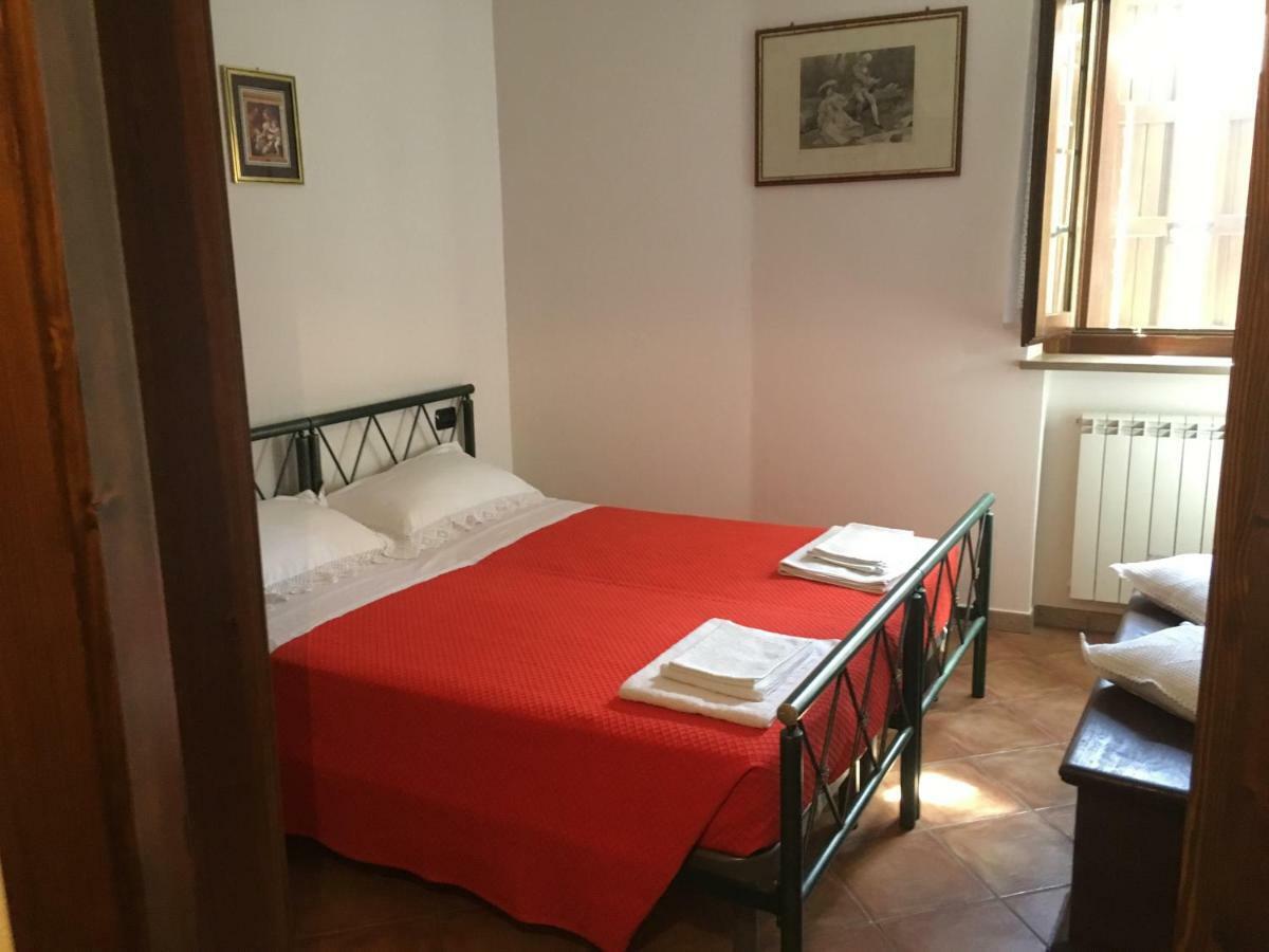 Appartamenti E Camere Il Poggio Di D'Angeli Lidia Auditore Экстерьер фото